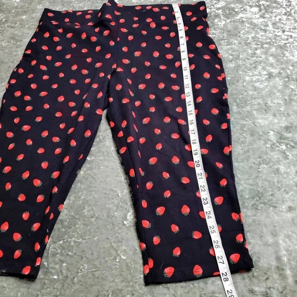 Torrid Pedal Pusher Signature Waist Liquid Legging - Picture 3 of 6